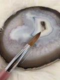 TNM - Beauty Plus Kolinsky 111 A+ Brush Size: 14 - 16 - 18